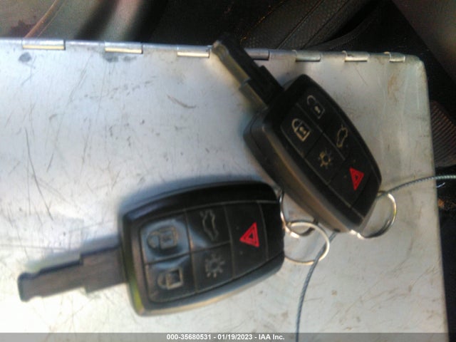 2012 VOLVO C70 T5 VIN: YV1672MCXCJ125781