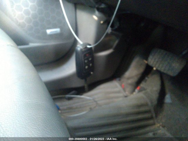 Chevrolet IMPALA LT 2017 2G1105S31H9113975 Image 3