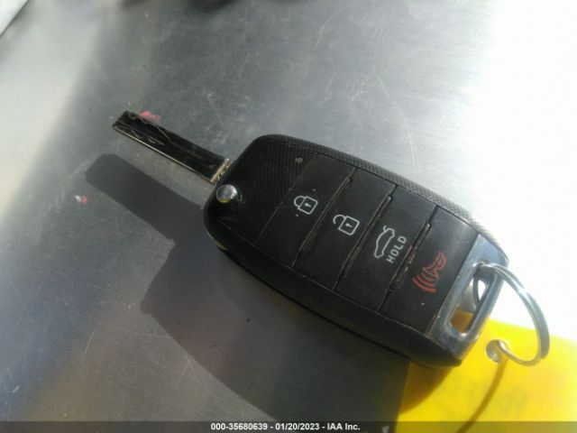KNADM4A35F6438943 KIA RIO LX