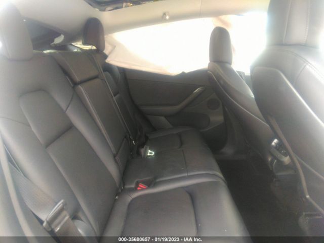 7SAYGAEE5NF429252 Tesla Model Y