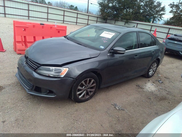 3VWD17AJ0EM412192 Volkswagen Jetta Sedan Se