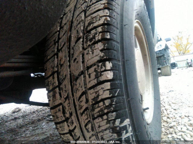 GMC SIERRA 1500 1997 1GTEC19R0VE521685 Image 4