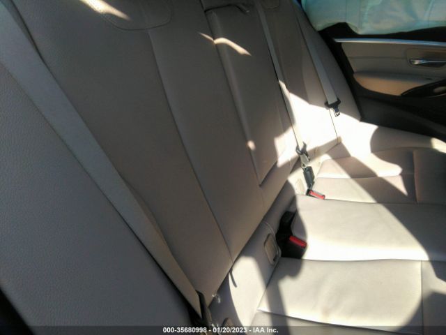 WBA8B9G54HNU51866 BMW 3 Series 330i