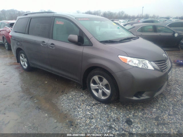2017 Toyota Sienna, VIN: 5TDKZ3DC5HS766609