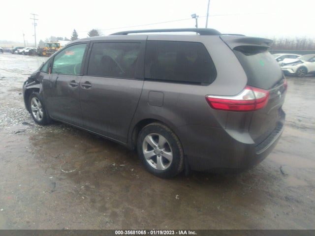 2017 Toyota Sienna, VIN: 5TDKZ3DC5HS766609