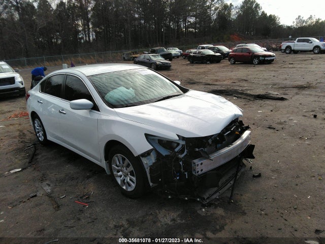 2018 Nissan Altima, VIN: 1N4AL3AP4JC290743