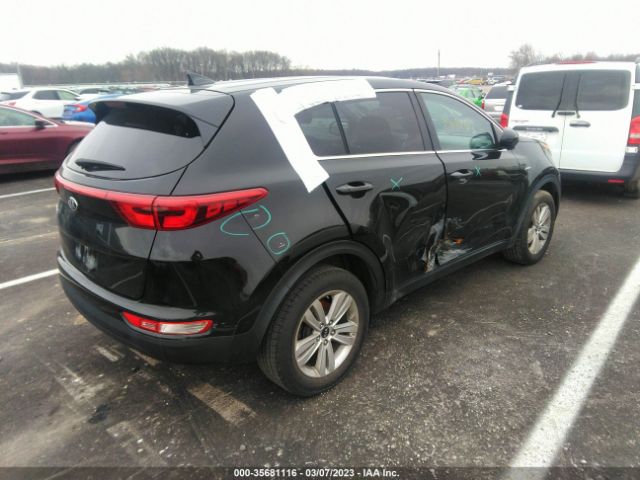 KNDPMCAC2J7304811 KIA Sportage Lx