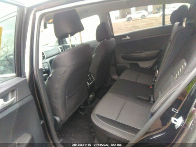 KNDPMCAC2J7304811 KIA Sportage Lx