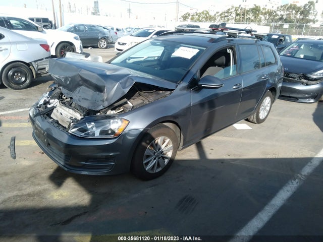 3VWC17AU9GM517595 Volkswagen Golf Sportwagen Tsi S