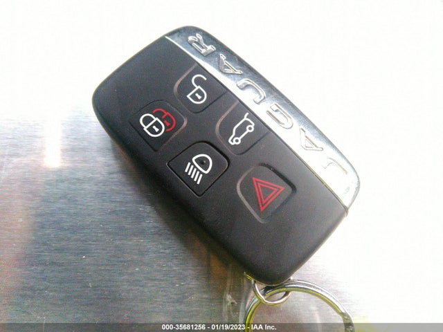 2017 JAGUAR F-PACE SADCL2BV2HA064639 Photo 10