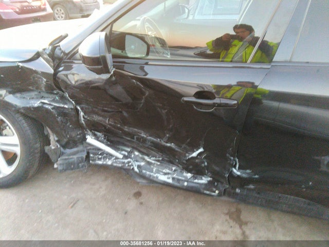 2017 JAGUAR F-PACE SADCL2BV2HA064639 Photo 5