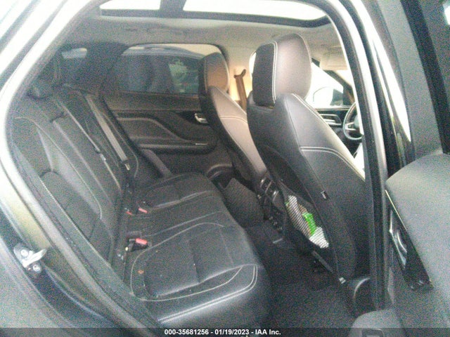 2017 JAGUAR F-PACE SADCL2BV2HA064639 Photo 7