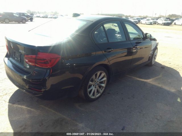 WBA8A9C51JAD27952 BMW 3 Series 320i