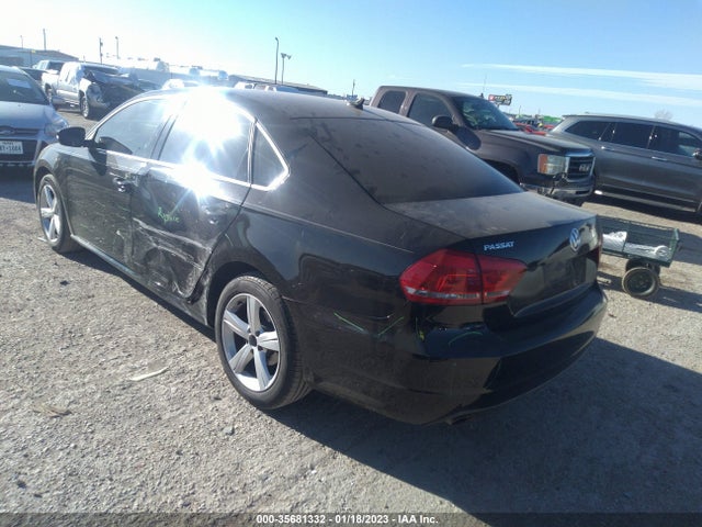 1VWBH7A30DC027249 Volkswagen Passat Se W/sunroof & Nav