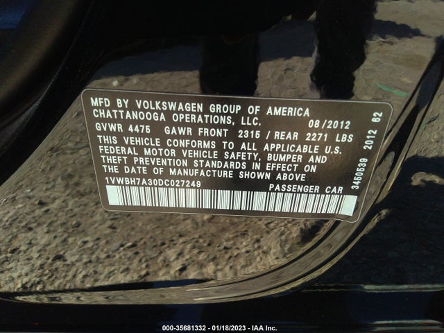 1VWBH7A30DC027249 Volkswagen Passat Se W/sunroof & Nav