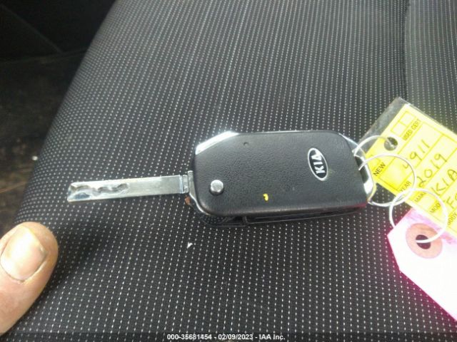 3KPF34AD9KE042087 KIA FORTE S
