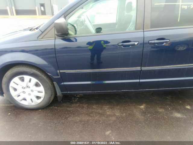 2C4RDGBG3ER419021 Dodge Grand Caravan Se