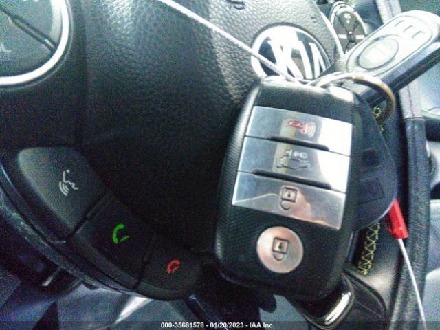 KNDJP3A51F7113225 KIA SOUL +