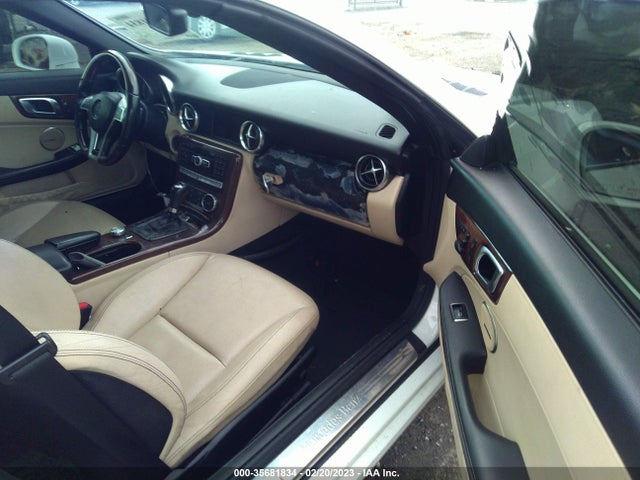 2014 Mercedes-Benz SLK-Class, VIN: WDDPK4HA8EF074807