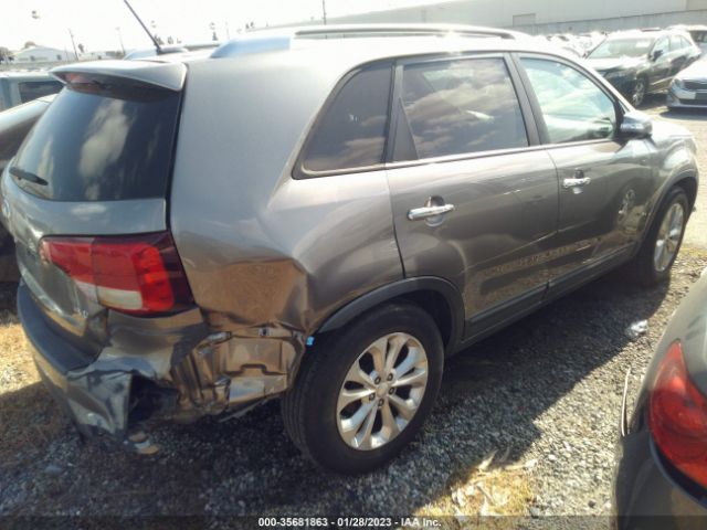5XYKU4A71FG581981 KIA SORENTO EX