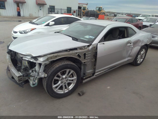 Chevrolet CAMARO LS 2015 2G1FB1E35F9146897 Image 2
