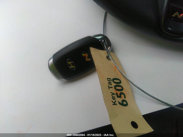 2021 Hyundai Veloster, VIN: KMHT36AH3MU009328