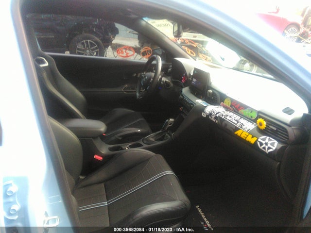 2021 Hyundai Veloster, VIN: KMHT36AH3MU009328
