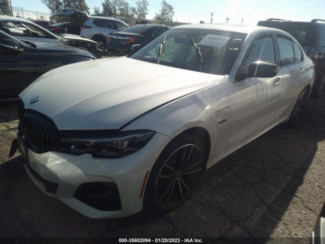 3MW5P7J09N8C65700 BMW 3 Series 330e