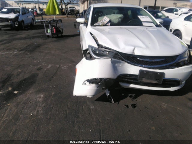 1C3CCCAB8GN152115 Chrysler 200 Limited