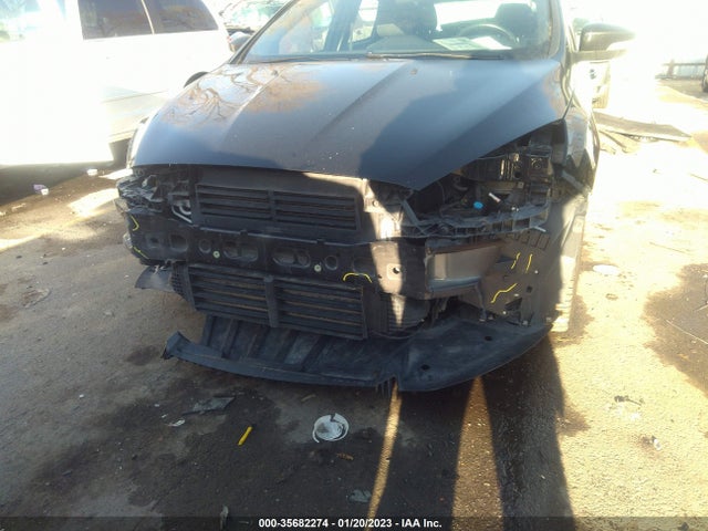 2018 Ford Focus, VIN: 1FADP3L98JL247653
