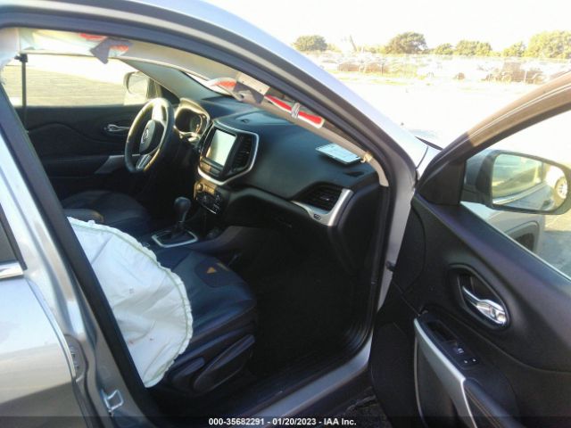 1C4PJLLB9JD504003 Jeep Cherokee