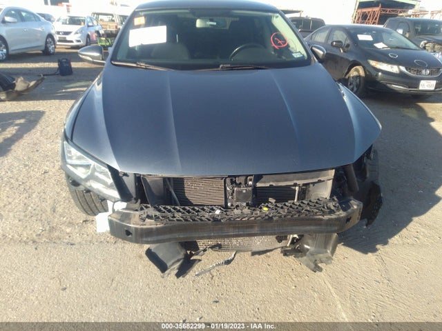 1VWDT7A32HC009669 Volkswagen Passat R-line W/comfort Pkg