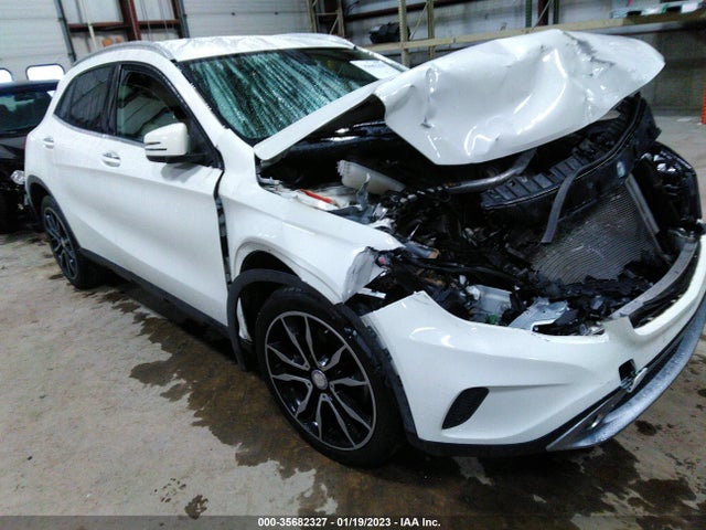 2016 Mercedes-Benz GLA-Class, VIN: WDCTG4GB8GJ245425