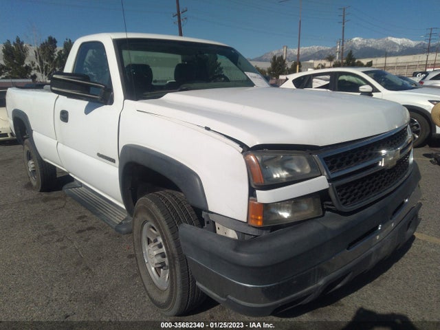 2006 CHEVROLET SILVERADO 2500HD WORK TRUCK VIN: 1GCHC24UX6E174902