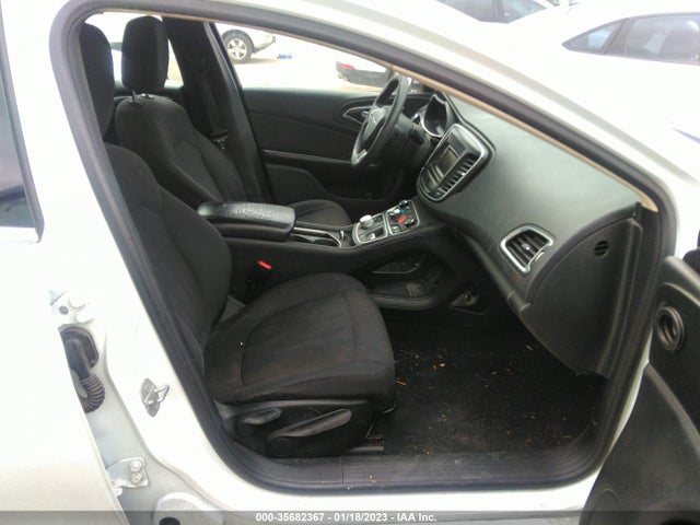 Chrysler 200 Limited 2015 1C3CCCAB5FN752203 Image 6