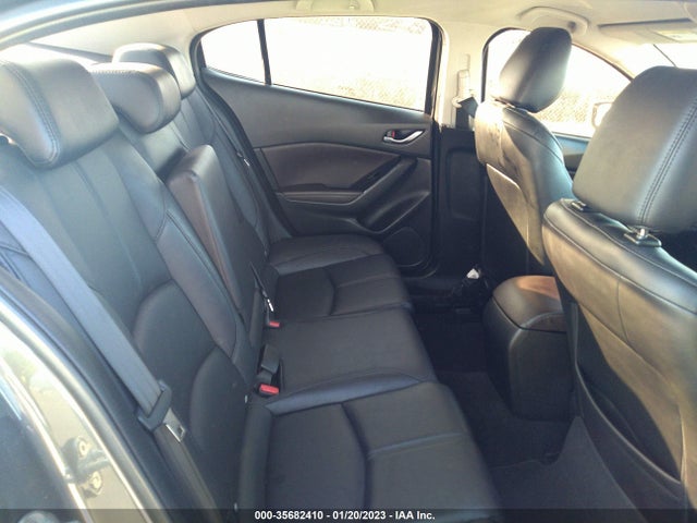 2018 Mazda 3, VIN: 3MZBN1V37JM182827