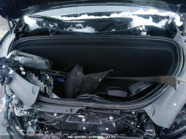 2021 Tesla Model X, VIN: 5YJXCDE27MF324786