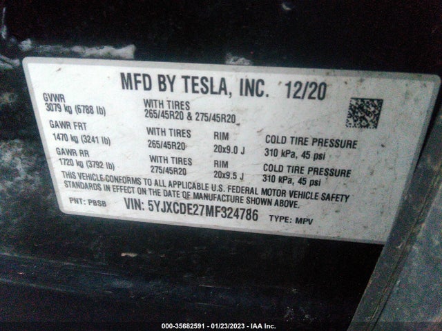 2021 Tesla Model X, VIN: 5YJXCDE27MF324786