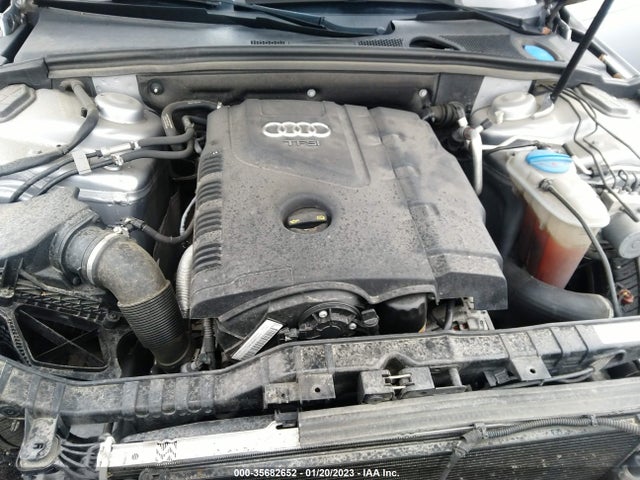 2016 Audi A4, VIN: WAUBFAFL6GN011402