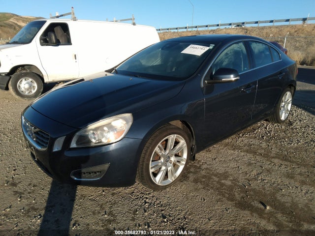 Volvo S60 T5 2012 YV1622FSXC2116849 Image 2