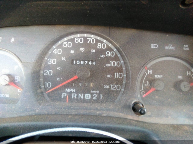 2004 FORD CROWN VICTORIA LX VIN: 2FAFP74W64X156442