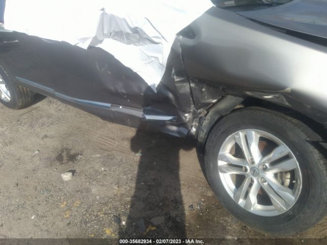 JN8AS5MT3FW673827 Nissan Rogue Select S