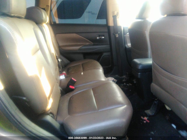 JA4AD3A33HZ064232 Mitsubishi Outlander Se/sel