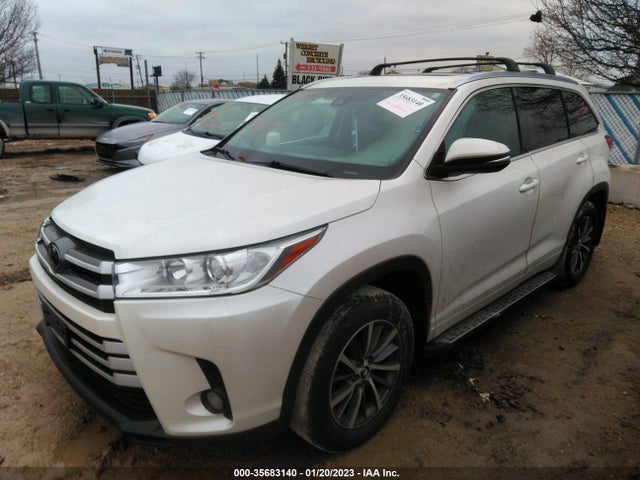 Toyota Highlander Se/xle 2018 5TDJZRFH5JS883183 Image 2