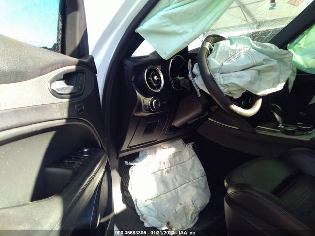 ZASFAKNN1J7B96005 Alfa Romeo Stelvio Ti Sport