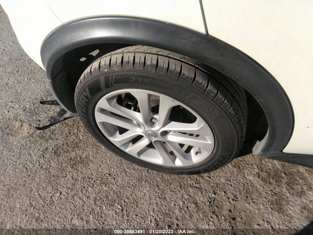 2013 NISSAN JUKE SL VIN: JN8AF5MR2DT213422