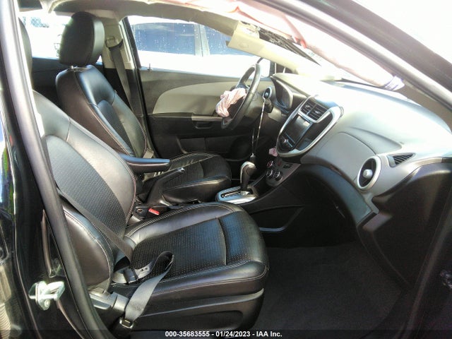 Chevrolet Sonic Premier 2019 1G1JF5SB0K4125664 Image 6