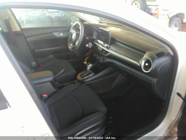 3KPF24AD1LE207439 KIA Forte Lxs