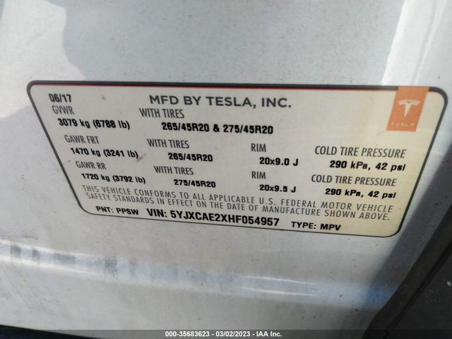 2017 Tesla Model X, VIN: 5YJXCAE2XHF054957