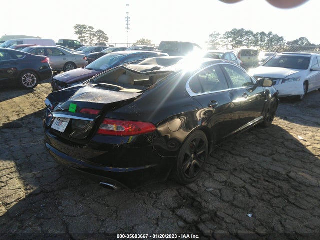 SAJWA0FA8AHR53583 Jaguar XF